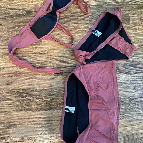 **Alex Marie 3-Piece Bathing Suit Set - Size Medium, Like New**MAUVE - Picture 2 of 2